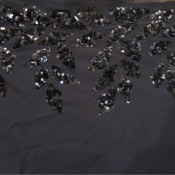 NWT XScape Chiffon Overlay Beaded Sleeve Cocktail Dress Size 16 Navy - Picture 8 of 11